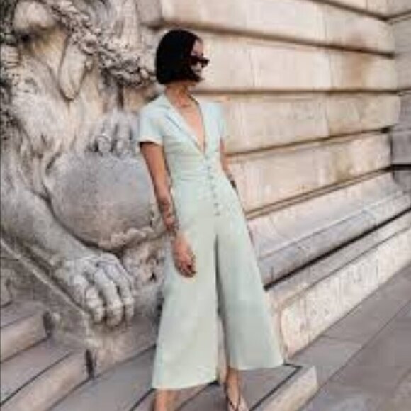 Revolve Song of Style Alta Cropped Linen Jumpsuit - Picture 2 of 10